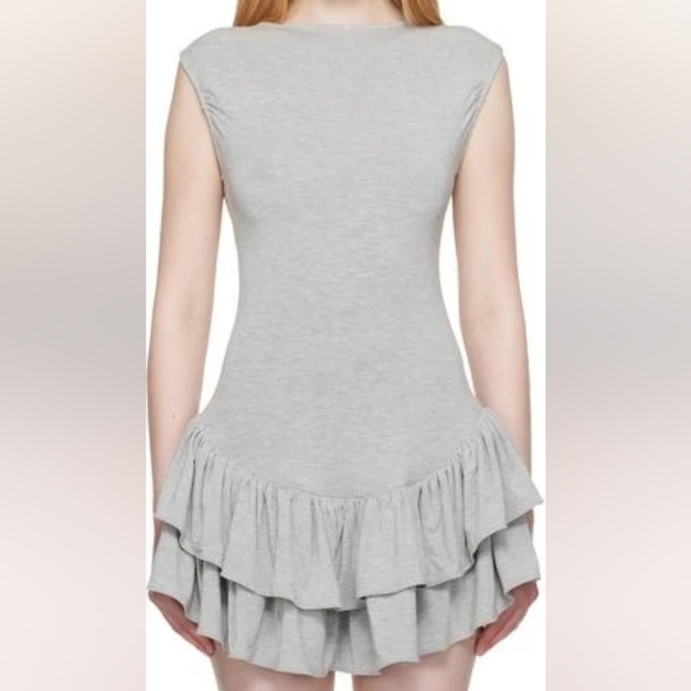 Belle‎ Gray Ruffled Dress Size Small